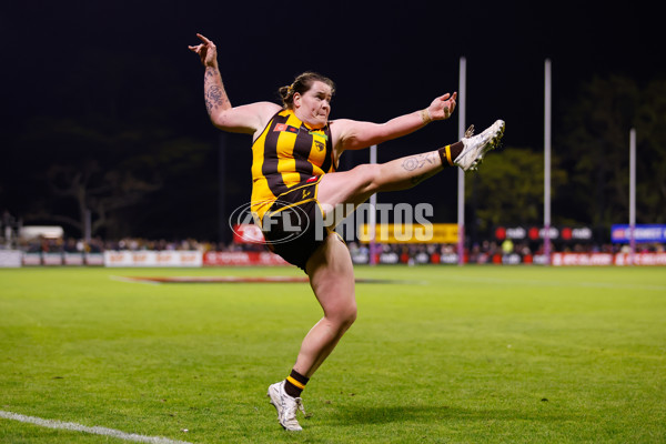 AFLW 2023 Round 01 - Hawthorn v Essendon - A-42660925