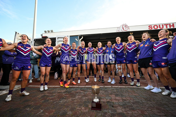 AFLW 2023 Round 01 - Fremantle v West Coast - A-42686852