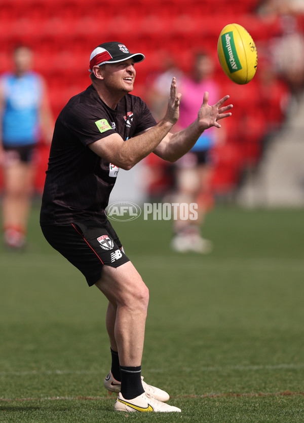 AFL 2023 Training - St Kilda 070923 - A-42813472