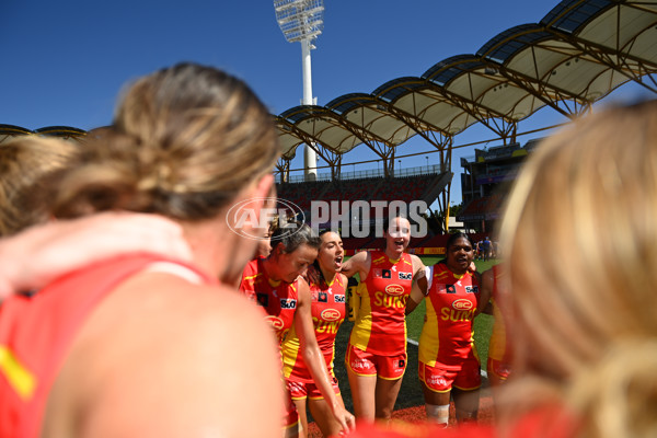 AFLW 2023 Round 02 - Gold Coast v West Coast - A-43014098