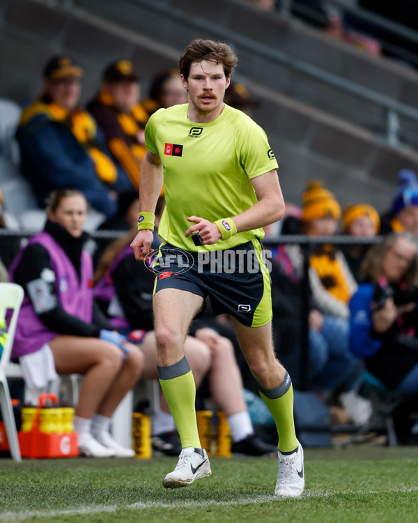 AFLW 2023 Round 02 - Western Bulldogs v Hawthorn - A-43068848