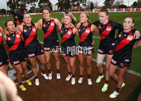 AFLW 2023 Round 02 - Essendon v St Kilda - A-43077018