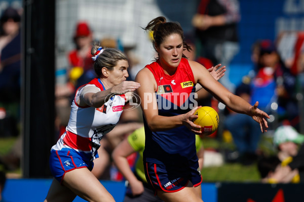 AFLW 2023 Round 03 - Melbourne v Western Bulldogs - A-43193796