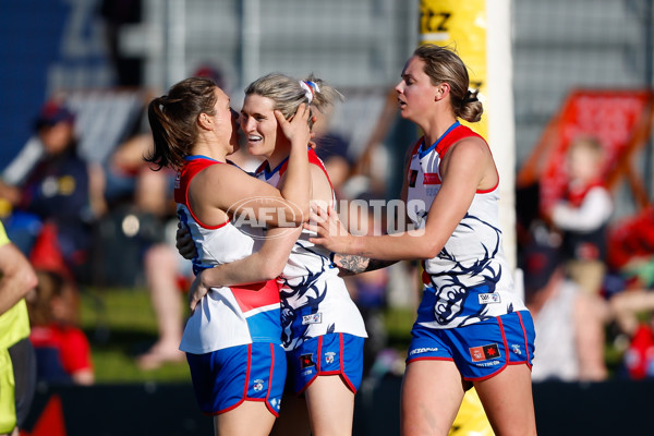 AFLW 2023 Round 03 - Melbourne v Western Bulldogs - A-43198947