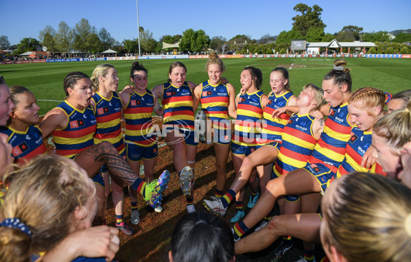 AFLW 2023 Round 03 - Adelaide v Essendon - A-43199453