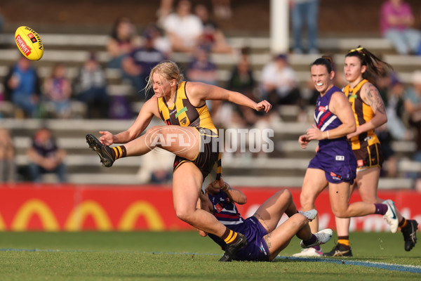 AFLW 2023 Round 03 - Fremantle v Hawthorn - A-43204929