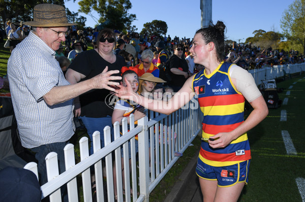 AFLW 2023 Round 03 - Adelaide v Essendon - A-43217275