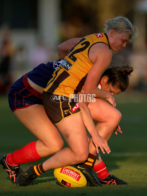 AFLW 2023 Round 04 - Hawthorn v Melbourne - A-43294729