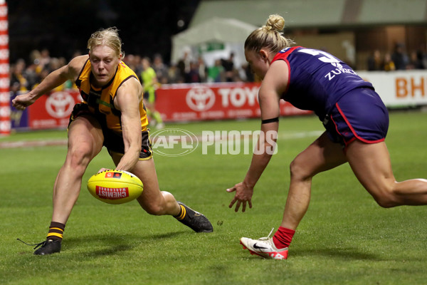 AFLW 2023 Round 04 - Hawthorn v Melbourne - A-43301226