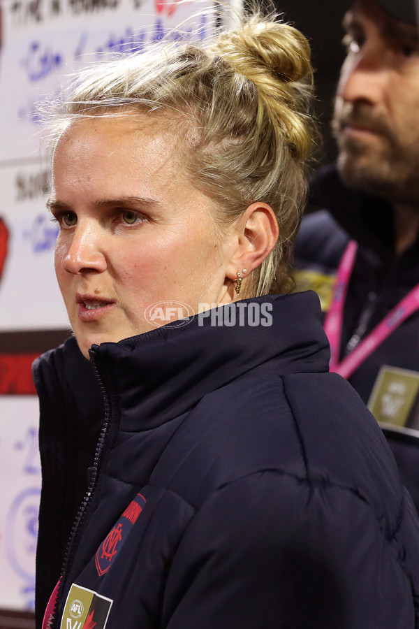 AFLW 2023 Round 04 - Hawthorn v Melbourne - A-43308520