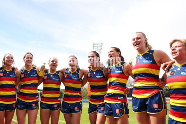 AFLW 2023 Round 04 - GWS v Adelaide - A-43326626