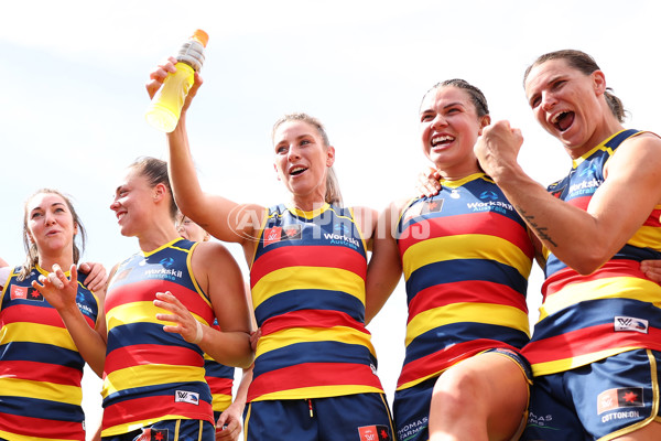 AFLW 2023 Round 04 - GWS v Adelaide - A-43326630