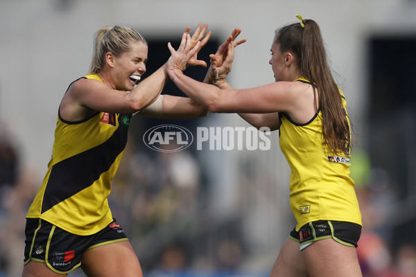 AFLW 2023 Round 04 - Carlton v Richmond - A-43335451