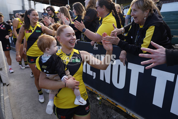 AFLW 2023 Round 04 - Carlton v Richmond - A-43335573