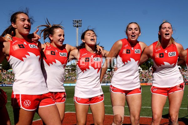 AFLW 2023 Round 04 - Sydney v West Coast - A-43370647