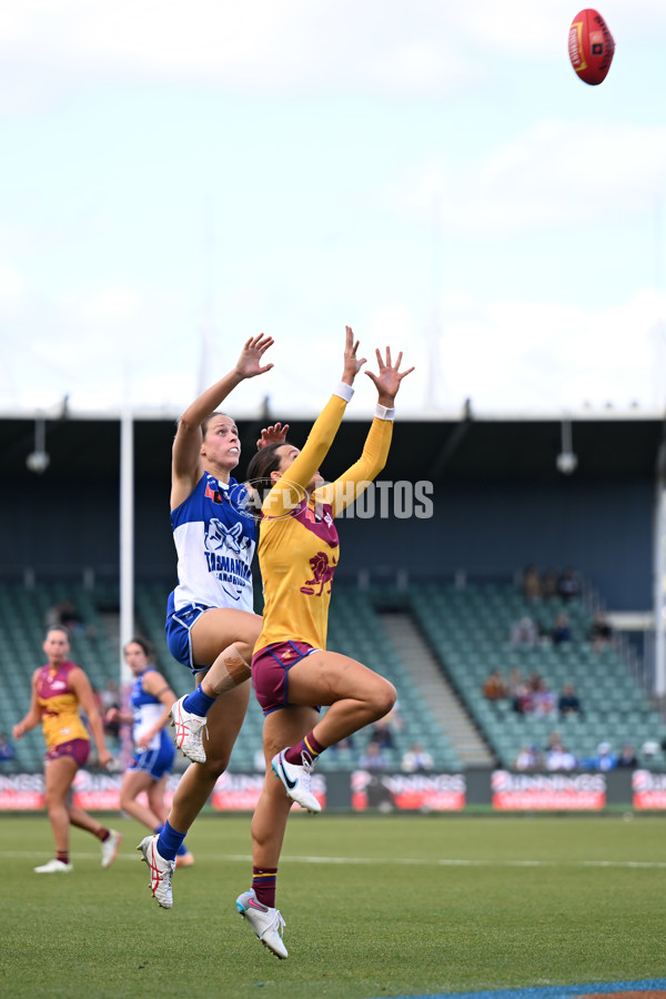 AFLW 2023 Round 04 - North Melbourne v Brisbane - A-43389051