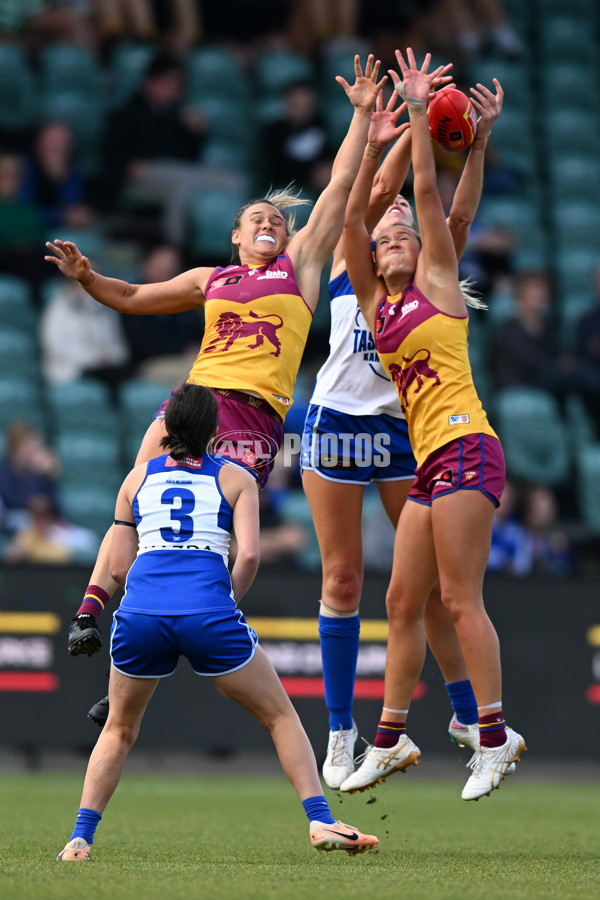 AFLW 2023 Round 04 - North Melbourne v Brisbane - A-43389764