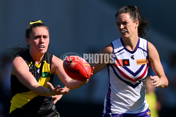 AFLW 2023 Round 05 - Richmond v Fremantle - A-43488698