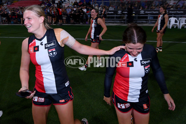 AFLW 2023 Round 05 - Western Bulldogs v St Kilda - A-43496991