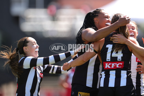 AFLW 2023 Round 05 - Collingwood v Essendon - A-43508097