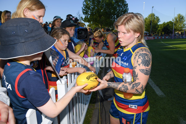 AFLW 2023 Round 05 - Adelaide v Gold Coast - A-43589240