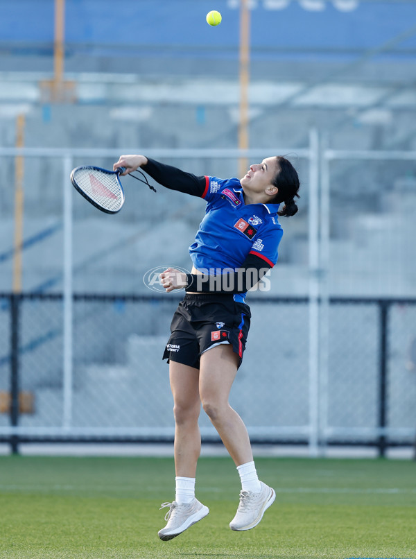 AFLW 2023 Round 06 - Western Bulldogs v Carlton - A-43605405