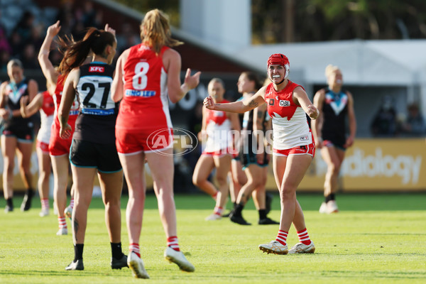 AFLW 2023 Round 06 - Port Adelaide v Sydney - A-43628037