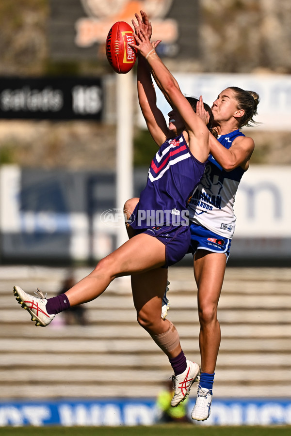 AFLW 2023 Round 06 - Fremantle v North Melbourne - A-43651258