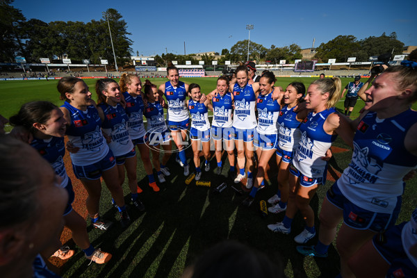 AFLW 2023 Round 06 - Fremantle v North Melbourne - A-43651285