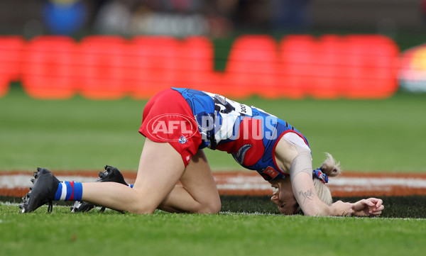 AFLW 2023 Round 07 - Adelaide v Western Bulldogs - A-43690457