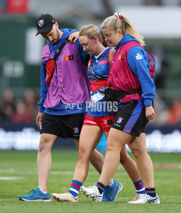 AFLW 2023 Round 07 - Adelaide v Western Bulldogs - A-43690548