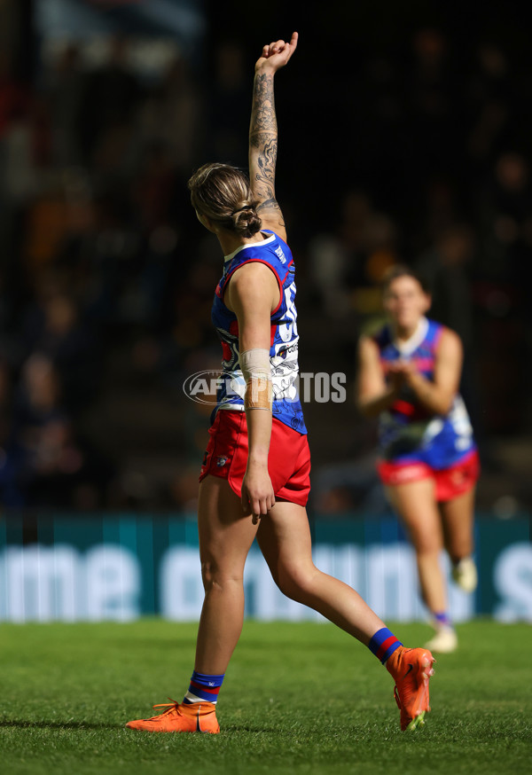 AFLW 2023 Round 07 - Adelaide v Western Bulldogs - A-43692724