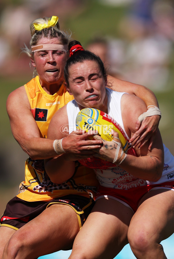 AFLW 2023 Round 07 - Sydney v Hawthorn - A-43698209