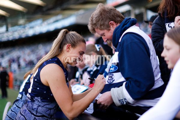 AFLW 2023 Round 07 - Geelong v Walyalup - A-43702931