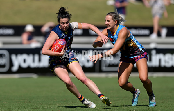 AFLW 2023 Round 08 - Brisbane v Adelaide - A-44150431