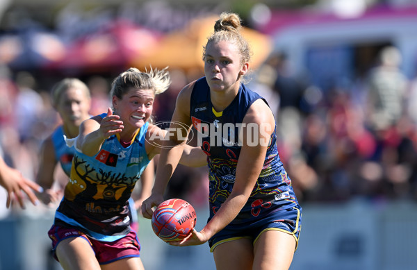 AFLW 2023 Round 08 - Brisbane v Adelaide - A-44152758