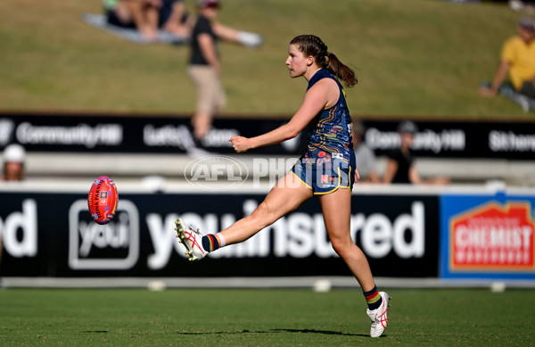 AFLW 2023 Round 08 - Brisbane v Adelaide - A-44152800