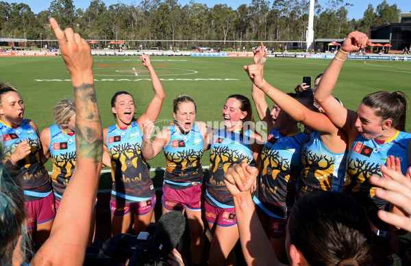 AFLW 2023 Round 08 - Brisbane v Adelaide - A-44152803