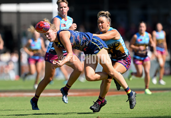 AFLW 2023 Round 08 - Brisbane v Adelaide - A-44152808