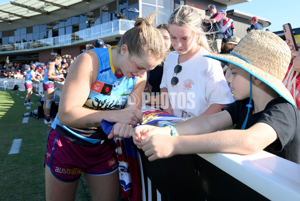 AFLW 2023 Round 08 - Brisbane v Adelaide - A-44153396