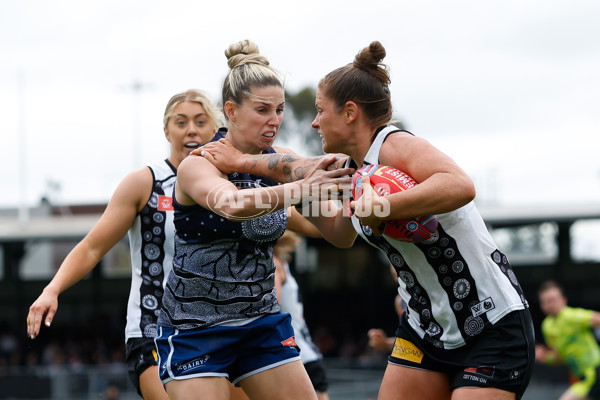 AFLW 2023 Round 08 - Collingwood v Geelong - A-44170271