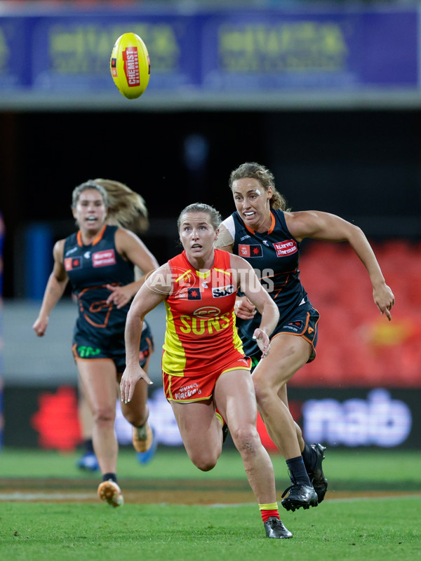 AFLW 2023 Round 09 - Gold Coast v GWS - A-44912849