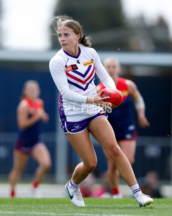 AFLW 2023 Round 09 - Melbourne v Fremantle - A-44921059