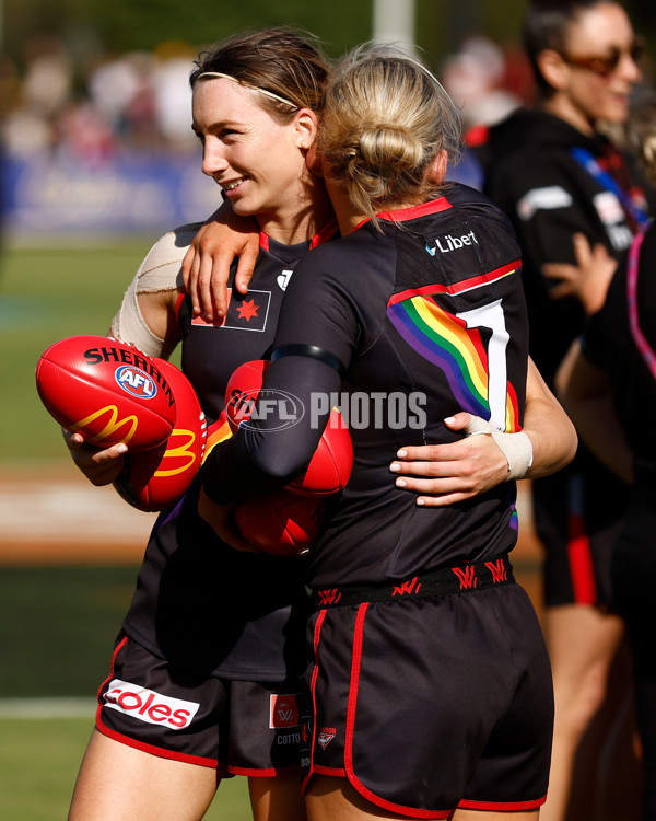 AFLW 2023 Round 09 - Essendon v Carlton - A-44926151