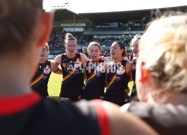 AFLW 2023 Round 09 - Essendon v Carlton - A-44926160