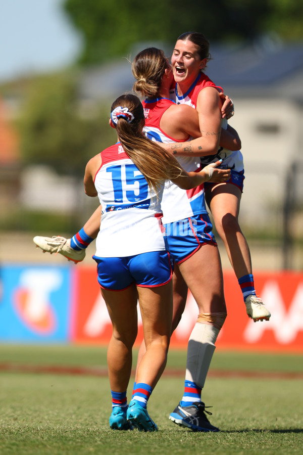 AFLW 2023 Round 09 - West Coast v Western Bulldogs - A-44928751