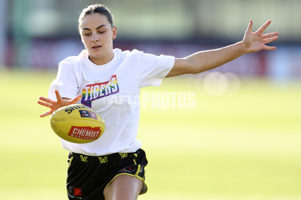 AFLW 2023 Round 09 - Richmond v Geelong - A-44929470