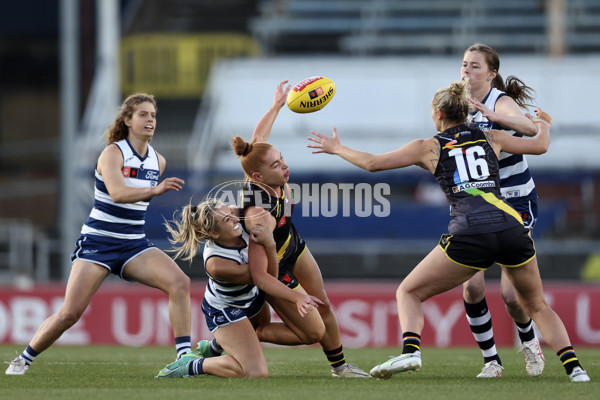 AFLW 2023 Round 09 - Richmond v Geelong - A-44931587