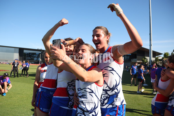 AFLW 2023 Round 09 - West Coast v Western Bulldogs - A-44931623