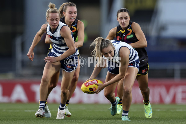 AFLW 2023 Round 09 - Richmond v Geelong - A-44931625